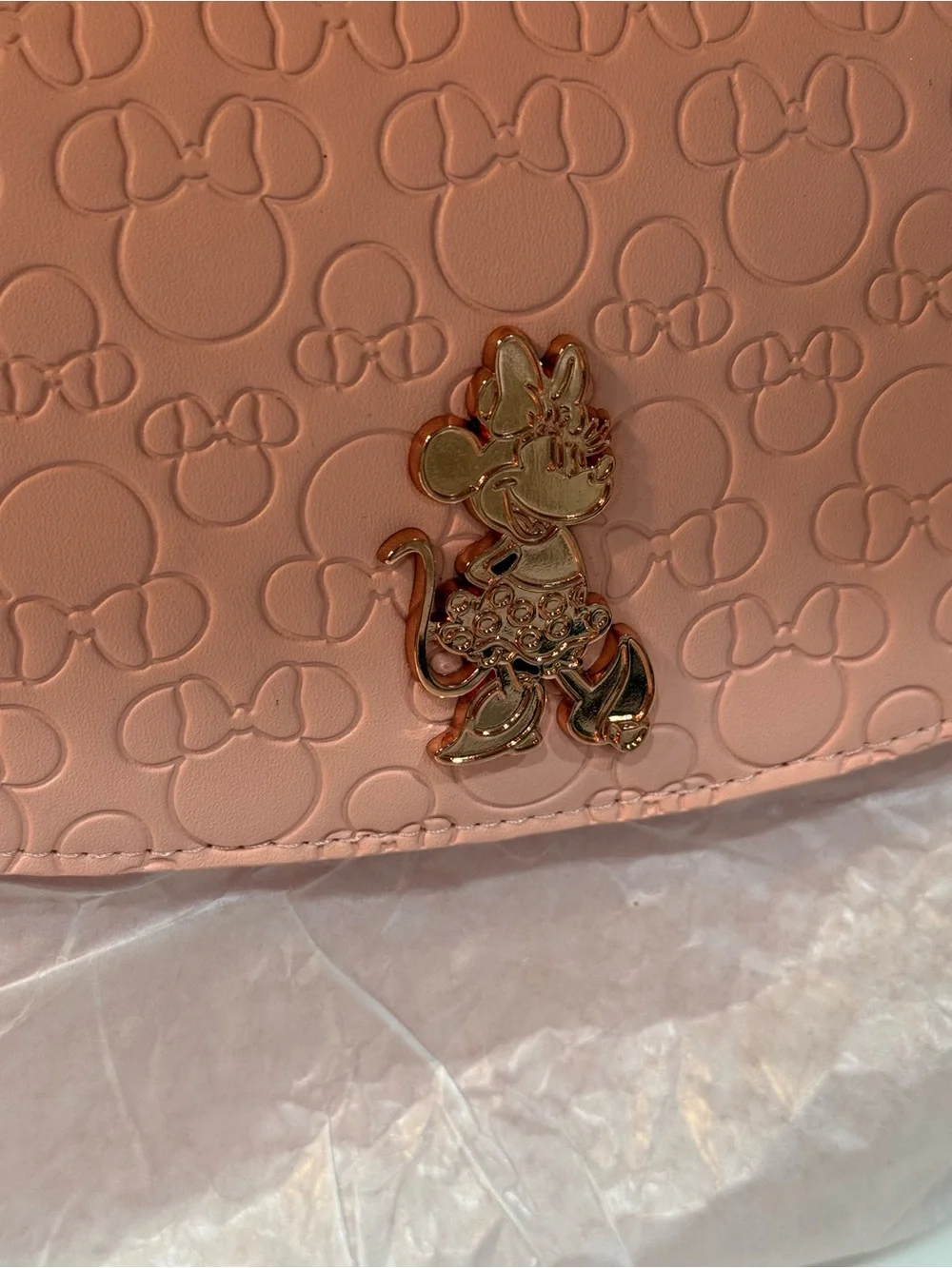 Loungefly Disney Minnie Mouse Embossed Blush Crossbody Bag 🆕🆕🆕